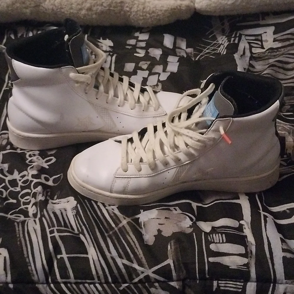All Star Converse - Picture 3 of 6